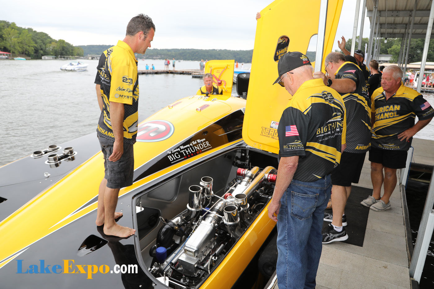 Shootout Boats In The Pits-34.jpg